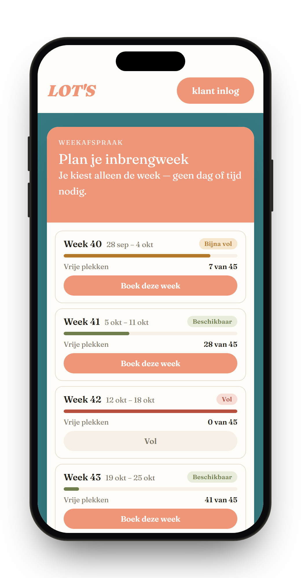 De weekplanner voor LOT's op een iPhone: vier weken met de status bijna vol, beschikbaar en vol